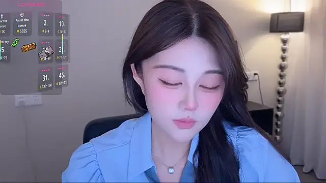 Strawberrybabyy1 online show from November 2025 02:53:02 PM