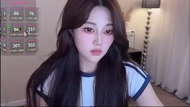 Strawberrybabyy1 online show from November 2025 04:06:02 PM