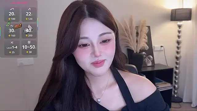 Strawberrybabyy1 online show from November 2025 05:17:02 PM