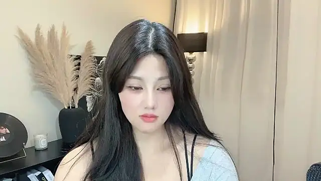 Strawberrybabyy1 online show from March 2025 03:13:02 PM