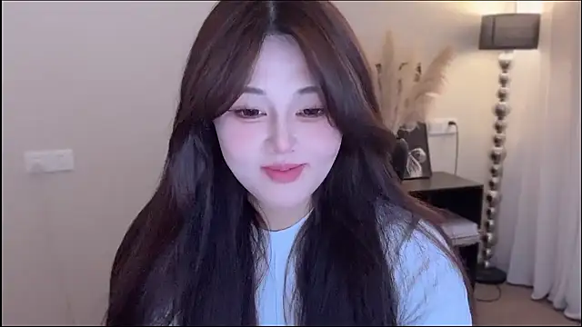 Strawberrybabyy1 online show from November 2025 03:46:02 PM