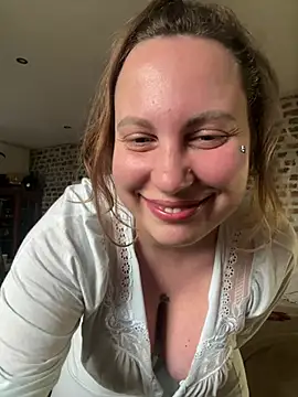 Yanacool007 online show from March 2026 07:54:01 AM