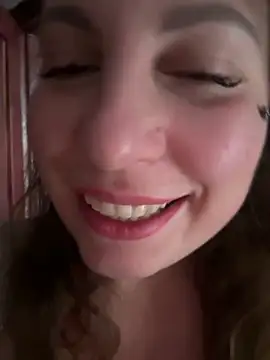 Snapshot of Yanacool007 chatting on November 2025 09:32:02 AM Yanacool007 online show from November 2025 09:32:02 AM