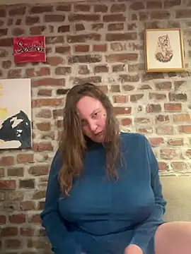 Yanacool007 online show from April 2026 10:00:01 PM