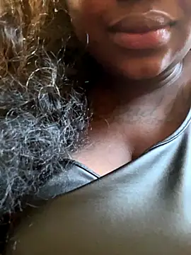 Gripperke00 online show from December 2025 05:27:02 PM