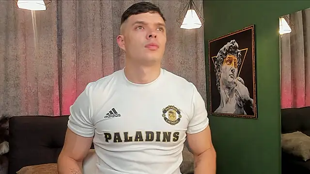 Jake Tylerr  online show from February 2026 09:32:01 PM