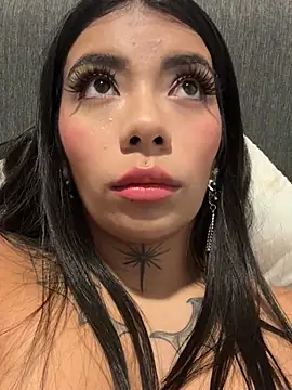 Snapshot of NattGomez chatting on January 2025 04:25:02 AM NattGomez online show from January 2025 04:25:02 AM