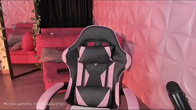 NattGomez online show from April 2026 11:28:01 PM