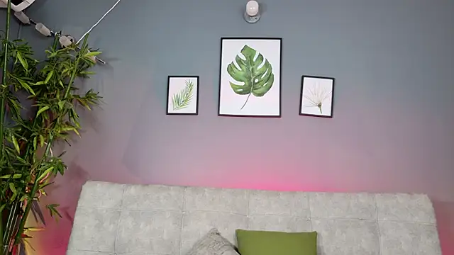 miaa lux online show from February 2026 04:26:02 PM