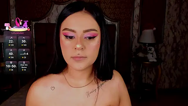 SoffiQueen online show from December 2025 02:26:02 PM