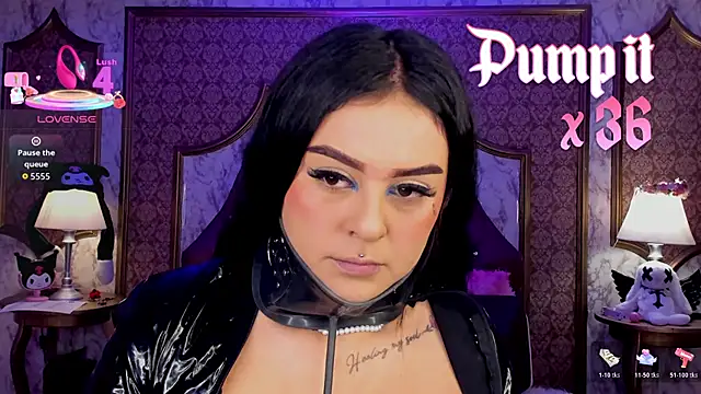 SoffiQueen online show from March 2026 02:06:01 PM