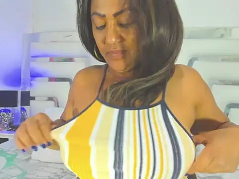 Snapshot of SaraaJhons chatting on October 2025 03:16:01 AM SaraaJhons online show from October 2025 03:16:01 AM