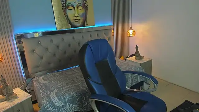 JackSwan18 online show from December 2025 09:14:01 PM