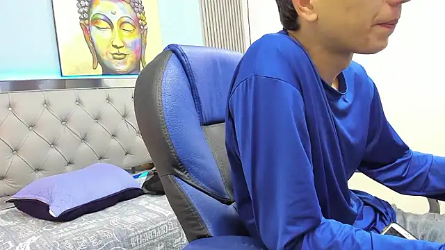 JackSwan18 online show from December 2025 08:11:01 PM