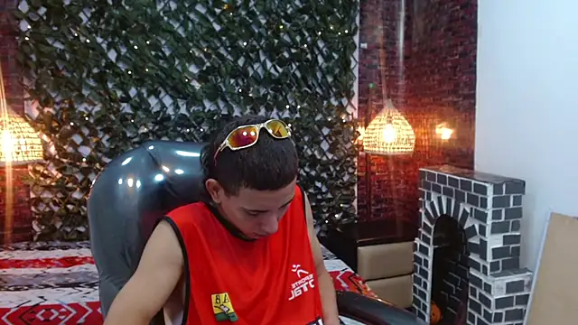 JackSwan18 online show from January 2025 12:56:01 PM