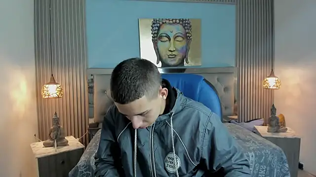 JackSwan18 online show from November 2025 08:20:02 PM