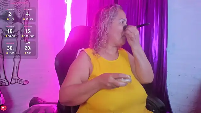 Snapshot of jonson- chatting on October 2025 12:23:02 AM jonson- online show from October 2025 12:23:02 AM