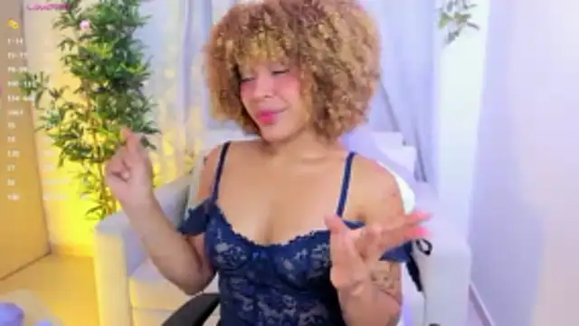 Snapshot of natty_romanof_18 chatting on May 2026 11:55:02 AM natty romanof 18 online show from May 2026 11:55:02 AM