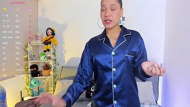 natty romanof 18 online show from February 2026 10:46:02 AM