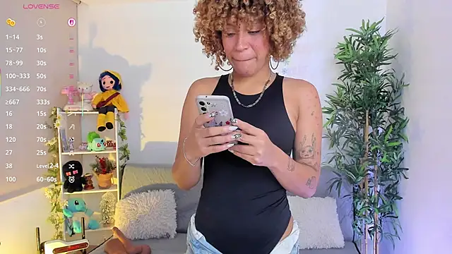 natty romanof 18 online show from February 2026 11:43:02 AM