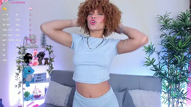 Snapshot of natty_romanof_18 chatting on March 2025 12:22:02 PM natty romanof 18 online show from March 2025 12:22:02 PM