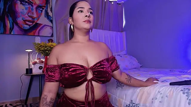 Shenoa1 online show from April 2026 06:14:01 PM