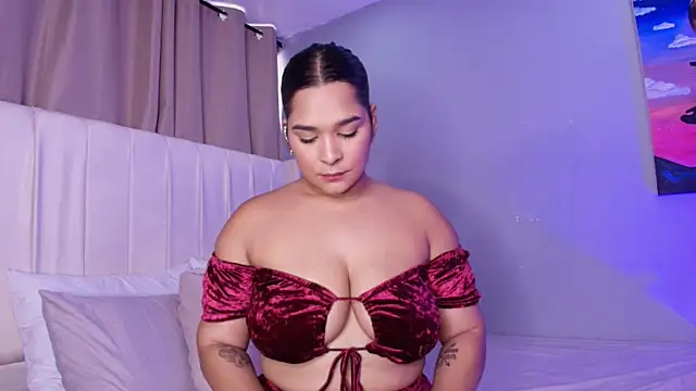 Shenoa1 online show from November 2025 11:47:02 AM