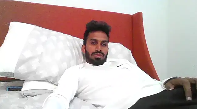 skinny  boy   online show from February 2025 09:04:01 PM