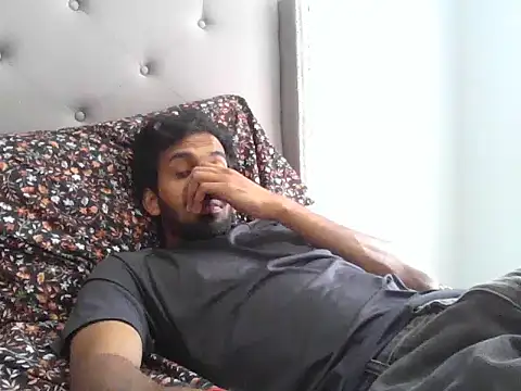 skinny  boy   online show from February 2026 07:47:01 PM