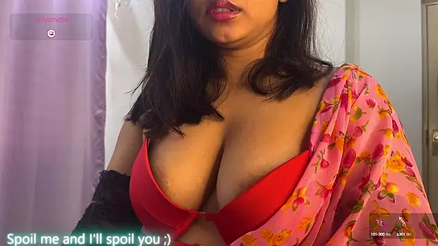 Snapshot of ohh_mona chatting on December 2024 07:58:02 AM ohh mona online show from December 2024 07:58:02 AM