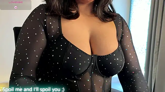 Snapshot of ohh_mona chatting on June 2026 04:56:02 AM ohh mona online show from June 2026 04:56:02 AM