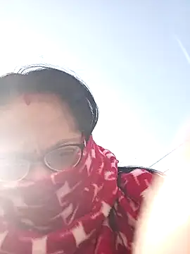 heenage online show from February 2026 03:59:01 AM