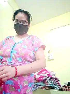 heenage online show from October 2025 05:20:01 AM