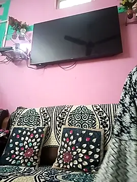 heenage online show from February 2026 04:22:01 AM