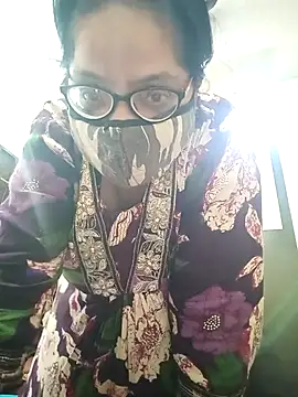 heenage online show from October 2025 05:19:02 AM