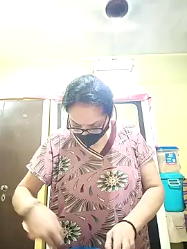 heenage online show from April 2026 04:13:02 AM