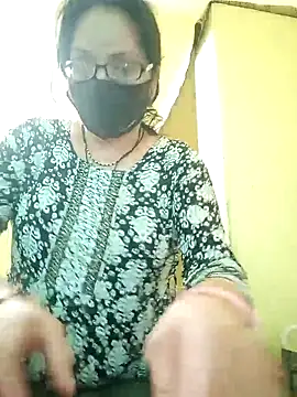 heenage online show from February 2025 12:38:01 PM