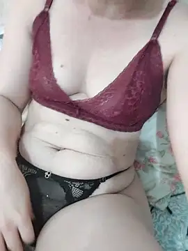 lettygreco online show from November 2025 10:19:01 AM