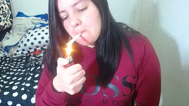 Snapshot of shopyymessyy chatting on October 2025 06:50:02 PM shopyymessyy online show from October 2025 06:50:02 PM