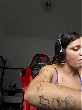 luuhcat09 online show from October 2025 06:15:01 PM