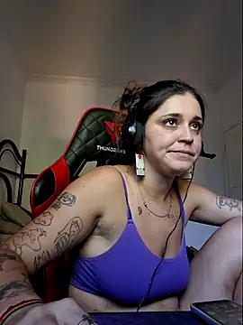 luuhcat09 online show from October 2025 06:18:02 PM