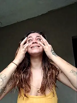 luuhcat09 online show from December 2025 01:24:02 PM