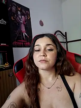 luuhcat09 online show from September 2025 06:04:02 PM