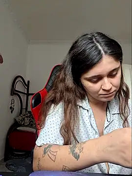 luuhcat09 online show from September 2025 03:45:01 PM