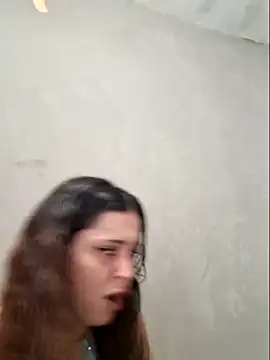 luuhcat09 online show from November 2025 06:01:02 PM