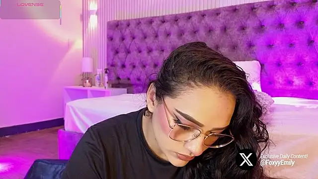 EMILYY FOXY online show from March 2026 07:28:01 PM