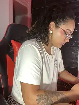 EMILYY FOXY online show from May 2026 03:24:01 AM