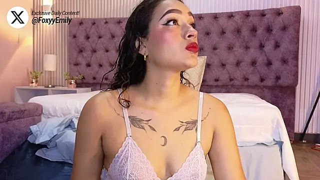 EMILYY FOXY online show from November 2025 07:17:01 PM