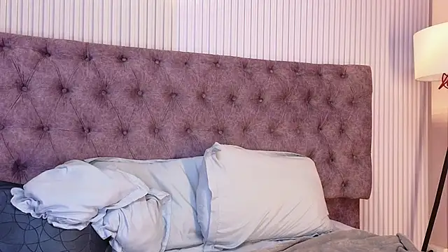 EMILYY FOXY online show from December 2025 07:59:01 PM