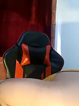 EMILYY FOXY online show from January 2026 07:10:02 PM